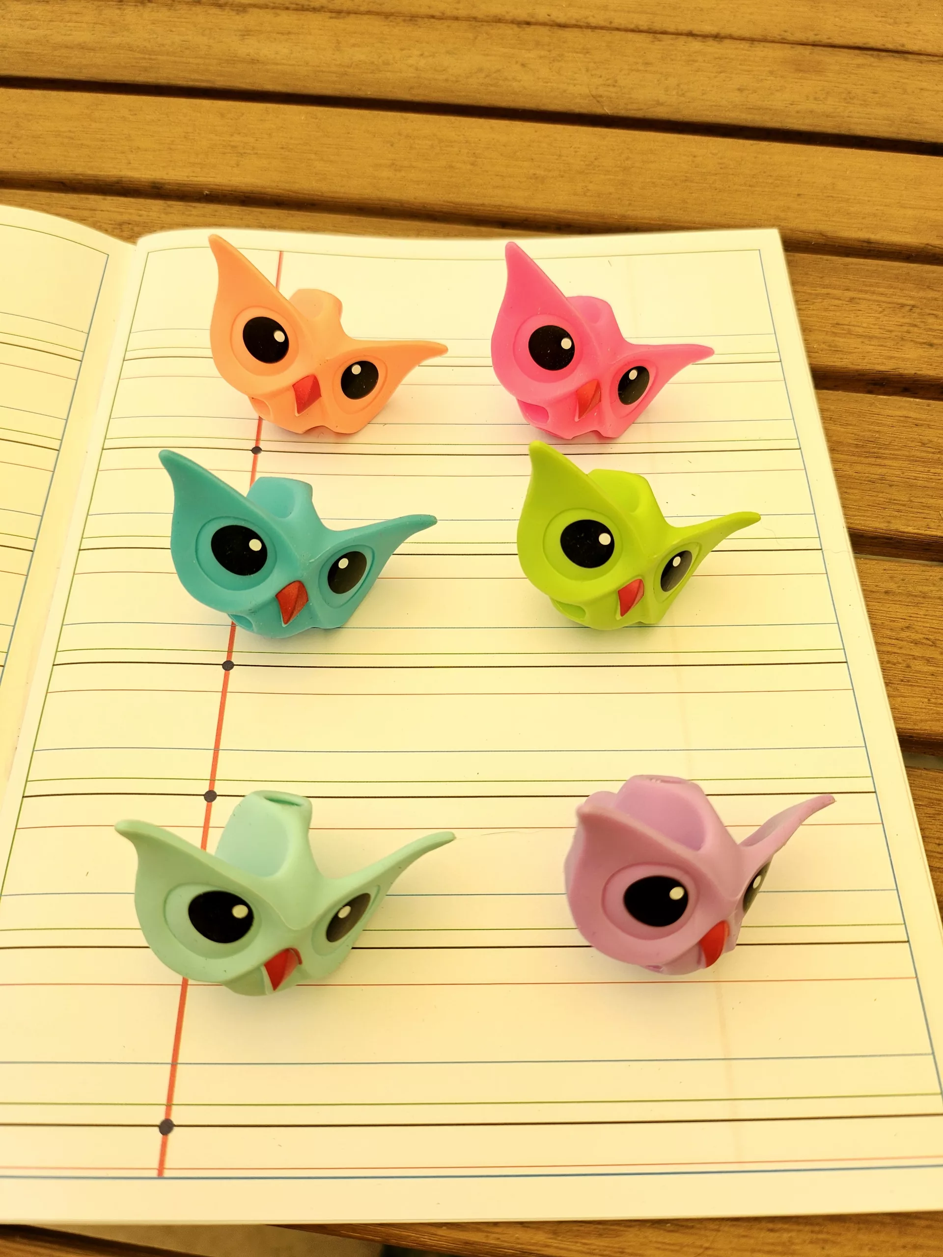 Guide-Doigts Hibou : Amélioration de la Prise du Stylo 🦉✍️